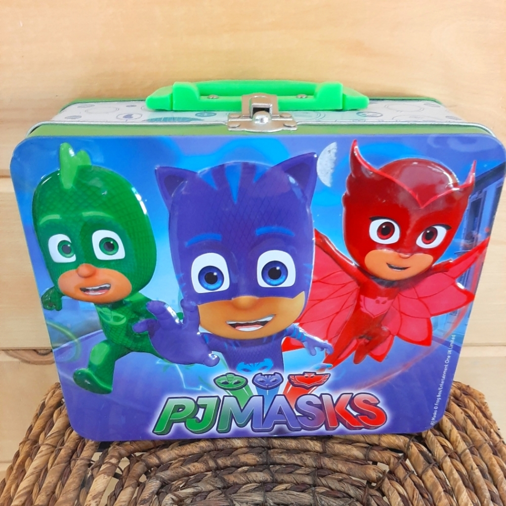 SOLD!!! PJ Masks metal lunchbox